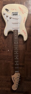 Fender Squier Affinity Series Stratocaster Electric Guitar Signed By Lola Ray