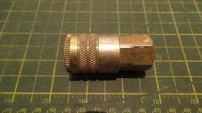 DIXON VALVE ASSEMBLY DC2622 QUICK CONNECT AIR HOSE SOCKET, 3/8''X1/4''NPT, 70 CFM