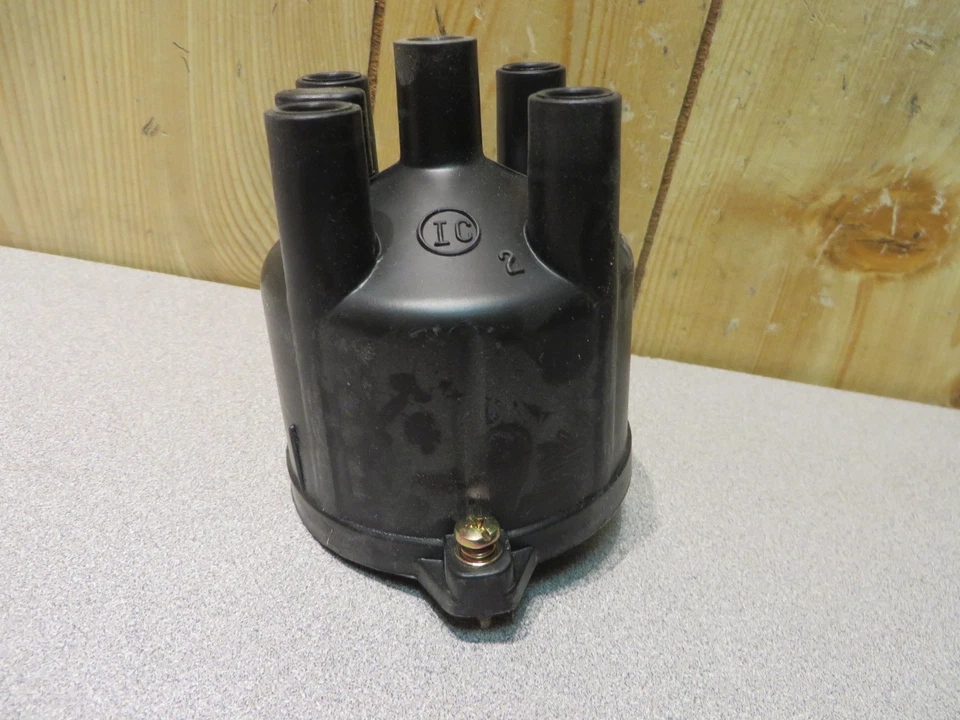 DISTRIBUTOR CAP Mighty Brand new unused NOS # 6-315 # 6-358 DODGE CHRYSLER Foto 3 de 4