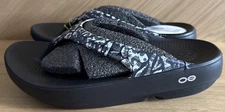 New OOFOS OOlala Limited Sandal - Combo Camo Women’s Size 5