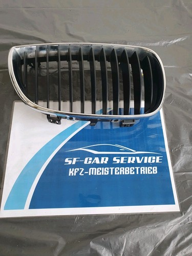 BMW 1ER E87 Kühlergrill Niere Vorne Rechts 71286149