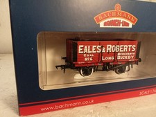 00 Bachmann 37-111 7 Plank Fixed End Wagon, Eales & Roberts, Long Buckby