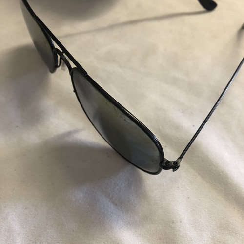 Gafas de sol Ray-Ban RB3025 W3277 aviador - Italia/marcos negros/lentes espejadas - Imagen 6 de 11