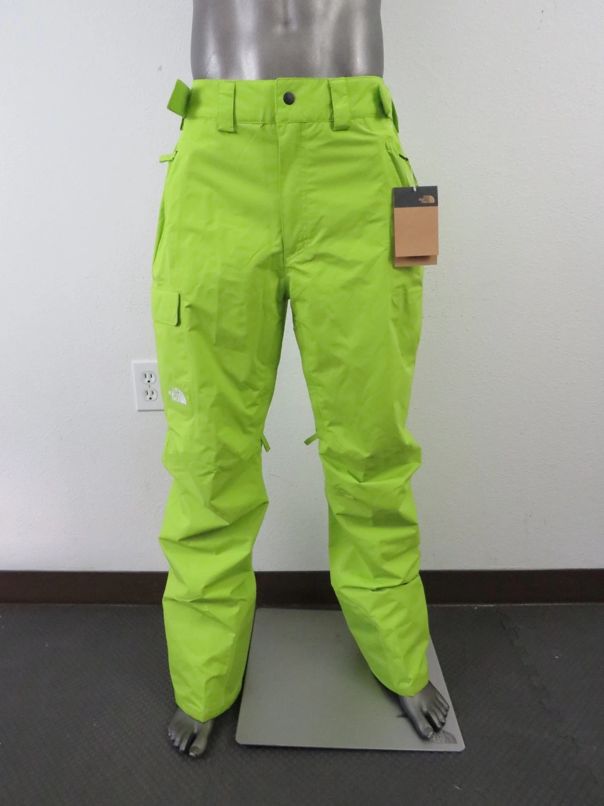 Mens The North Face Freedom Ski Snowboard Shell Waterproof Snow Pants - Grass
Opens in a new window
