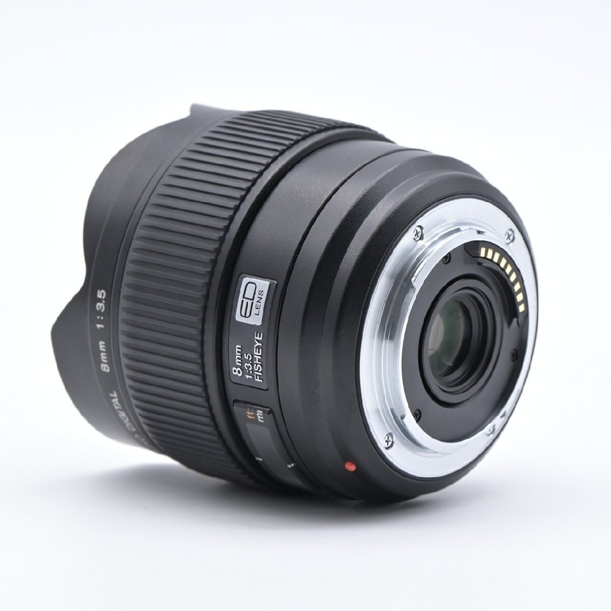 OLYMPUS ZUIKO DIGITAL ED 8mm f/3.5 FISHEYE Four Thirds 4/3 From