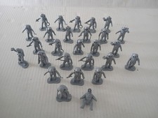 vintage plastic astronauts Lot Of 27