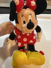 Disney Parks Walt Disney World Minnie Mouse 18 Plush Vintage
