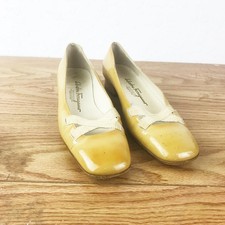 VTG Salvatore  Ferragamo  Patent Leather Pumps Yellow  Ivory Grosgrain Bow 6B READ