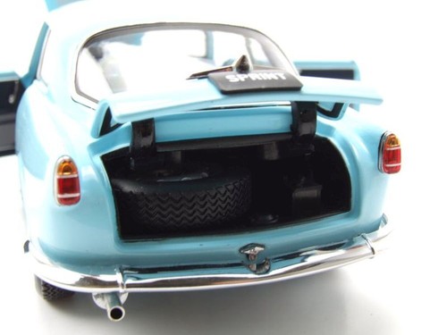 Alfa Romeo Giulietta Sprint Azul Coche a Escala 1:18 Kyosho - Imagen 7 de 10
