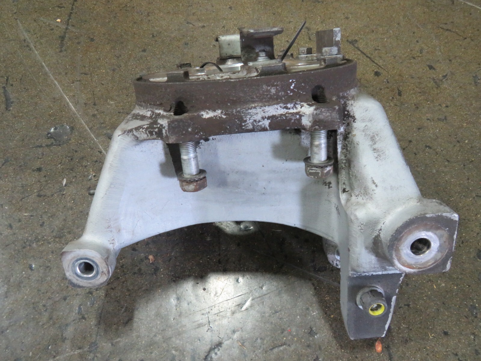 Ferrari 575, RH, Right, Rear Knuckle / Stub, Used, P/N 183057