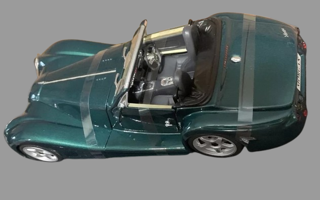 Rare Morgan Aero 8 Green 1:18 Maisto Premiere Edition - New