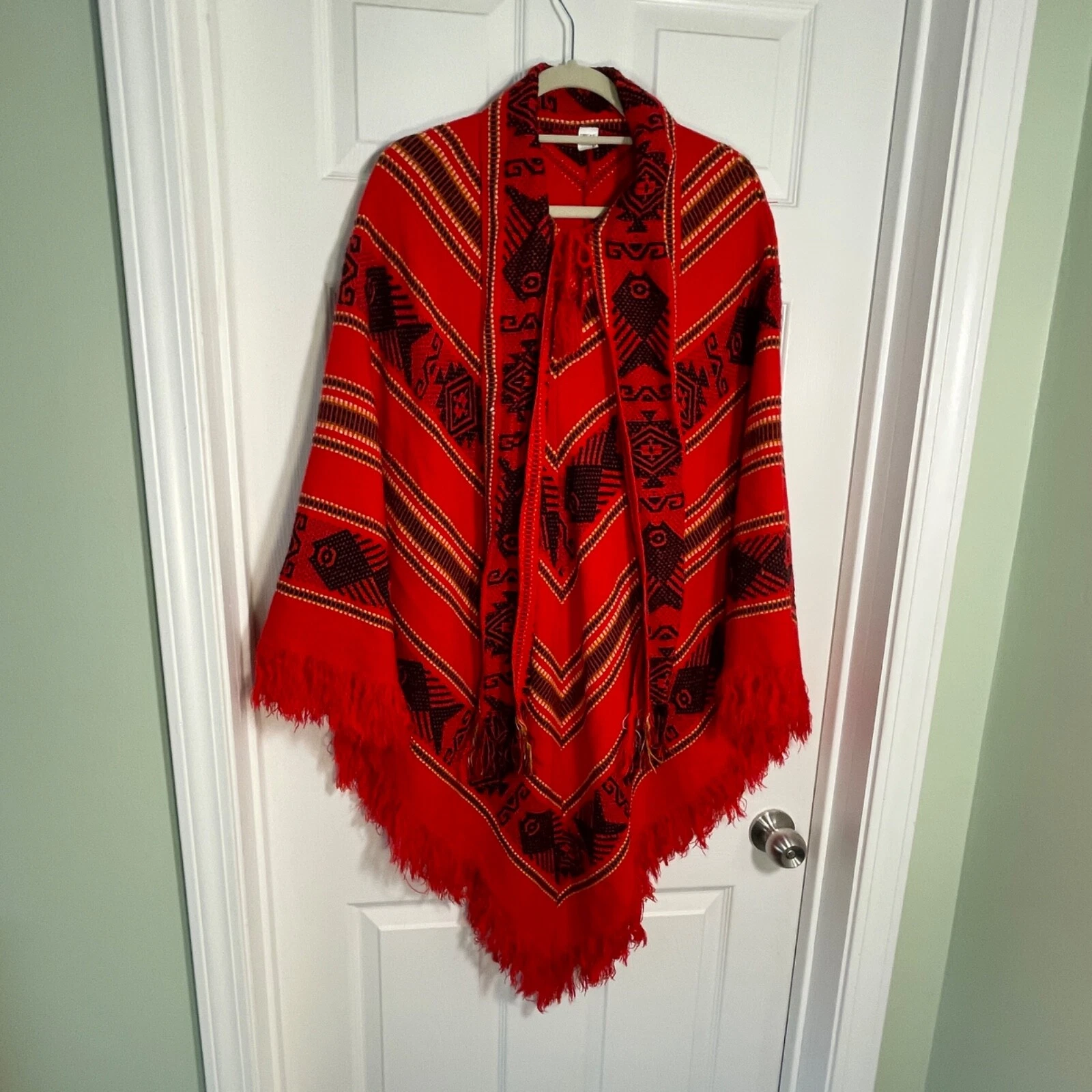 INCAS Arts & Crafts 100% Cotton RED Poncho Hand Woven Fringe Scarf Tassels