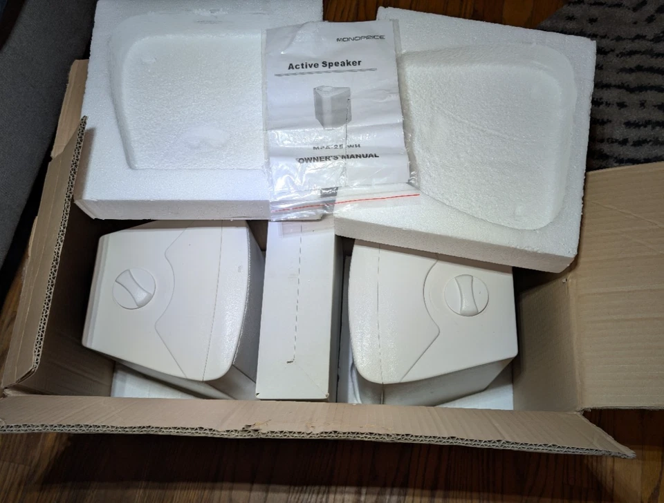 NICE BIG Monoprice Active Powered Speakers (pair) NEW In Box Complete MPA-25-WH - Image 2 of 4
