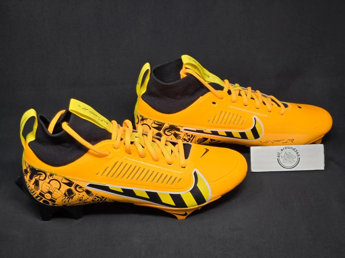 New Nike Men\'s Size 12 Air Throwback Football Cleats Yellow Black 396223-016 Nike Jordan 12 Low Vapor Edge Michigan PE Promo Football  main image 3