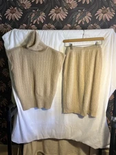 Liz Claiborne Sweater/Skirt Top Size M Skirt Size Small Lambswool Angora 
