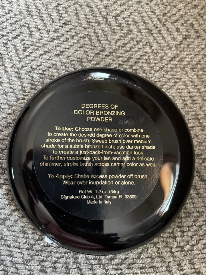 Signature Club A Degrees Of Color Bronzing Powder W/ Deluxe Brush 1.2 Oz - Image 3 of 3