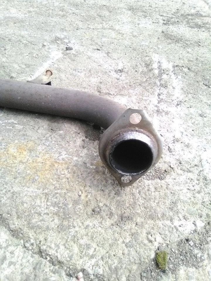 Toyota Venza 2014 escape 2,7 litros 4 cilindros Foto 3 de 4