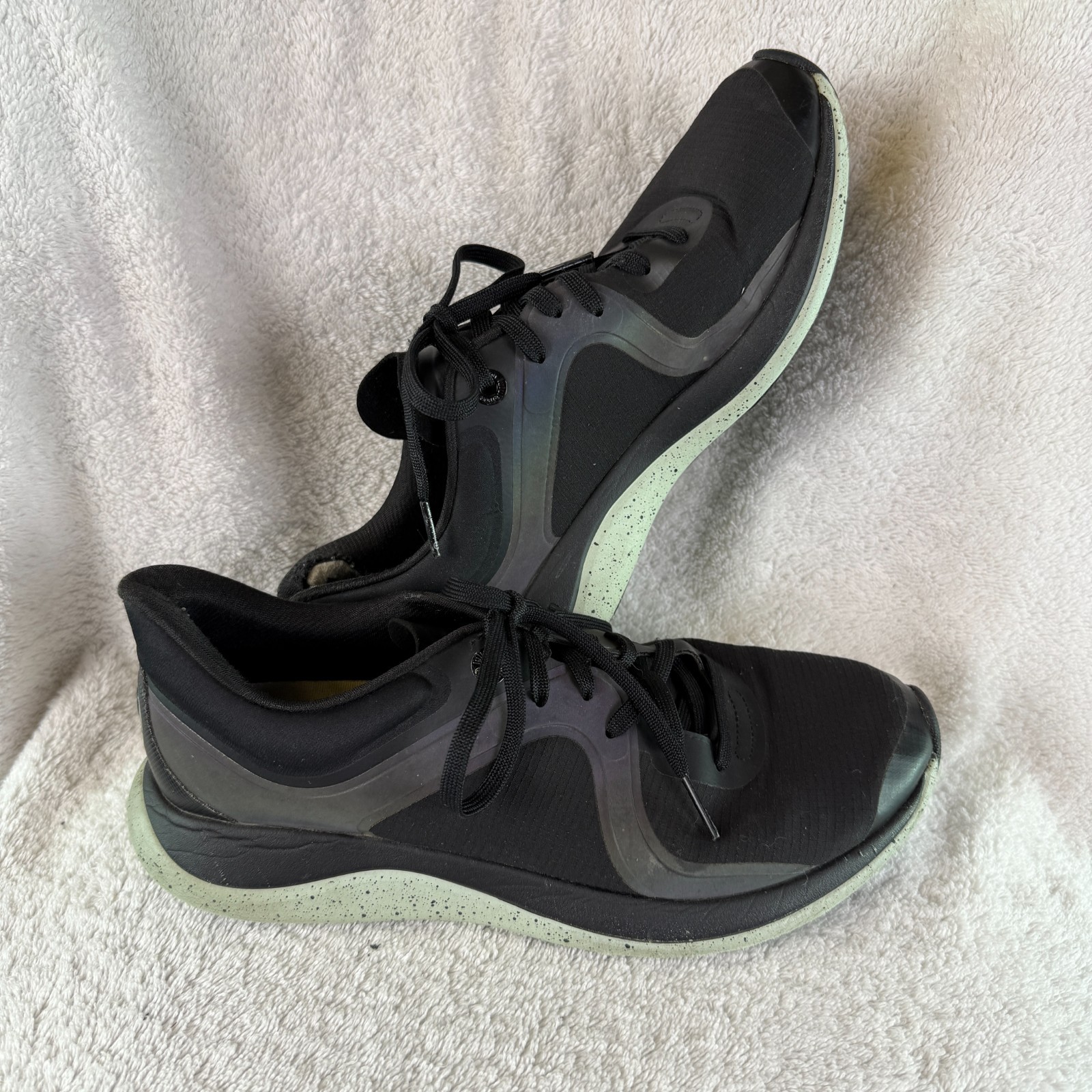 Lululemon Womens Chargefeel Workout Low Size 8.5 Black Sneakers Athletic Shoes