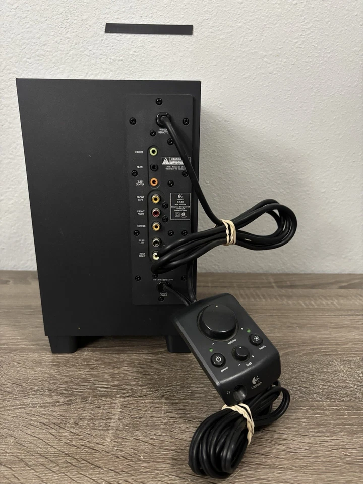 Logitech X-540 dunkelgrau Kabelfernbedienung Multimedia Computer Subwoofer M/N S-0223A  - Bild 3 von 4