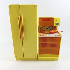 Barbie Dream Furniture Collection Refrigerator Freezer Stove Microwave Oven