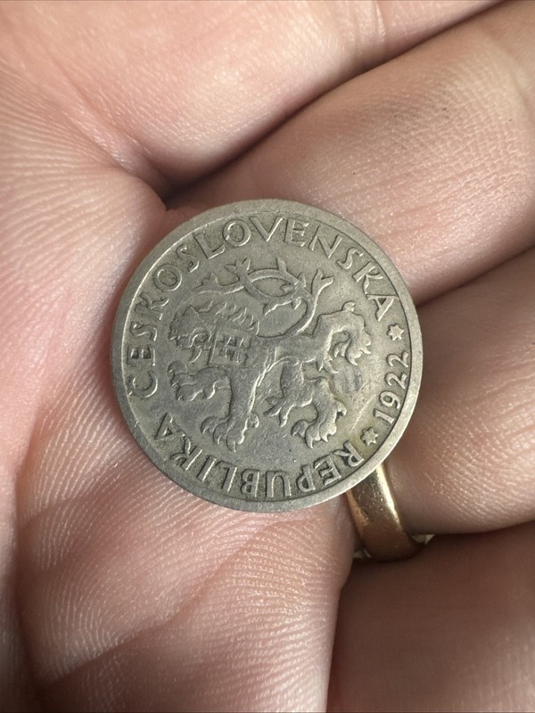 Czechoslovakia 1 Koruna 1922 Coin - Woman with Sheaf and Sickle