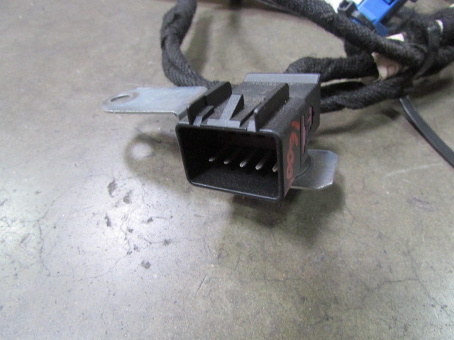 Maserati Quattroporte, RH, Right Front Door Wire Harness, Used, P/N 206228