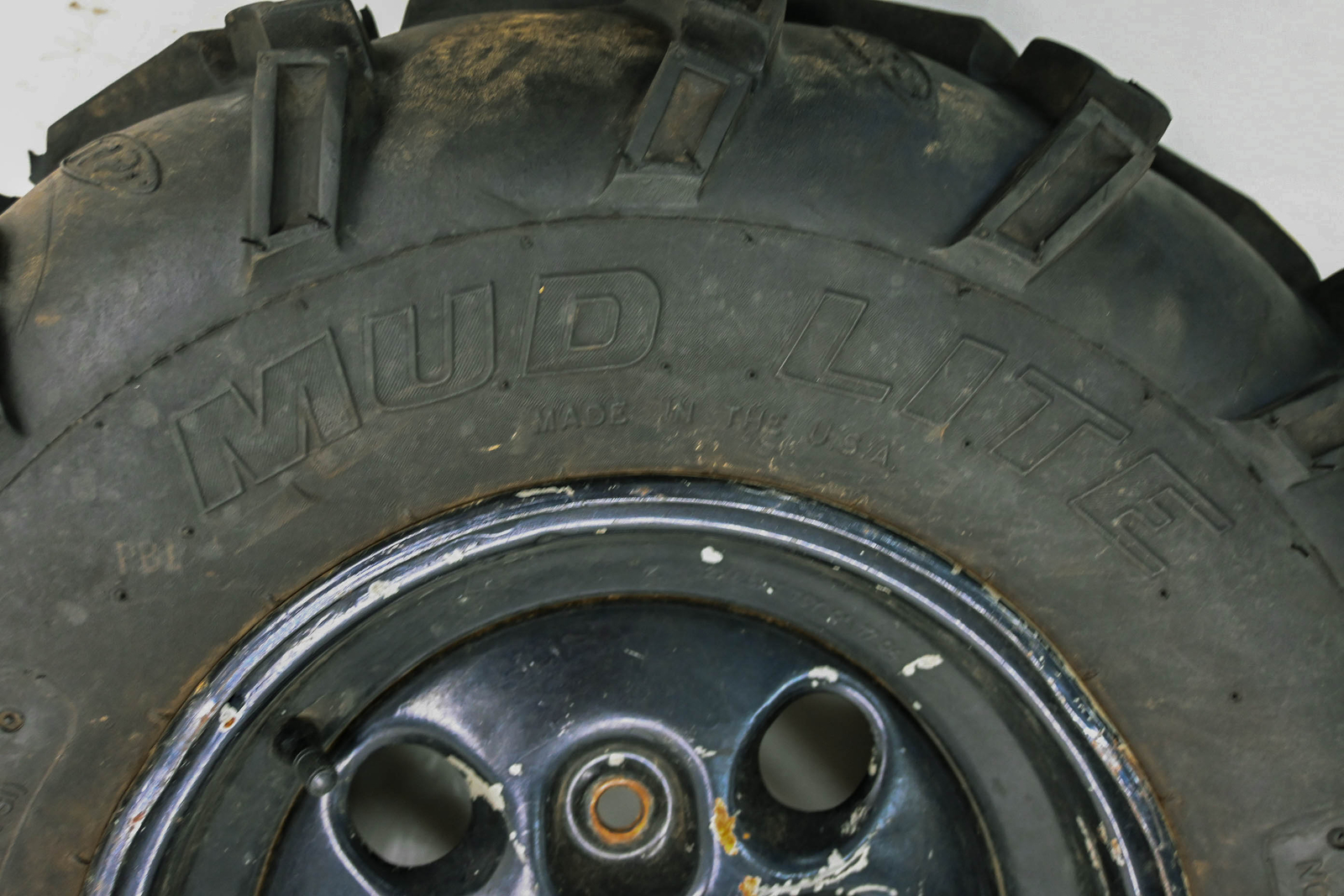 05 Arctic Cat 650 VTwin FIS 4x4 Front Wheels Rims & Tires 26X1012