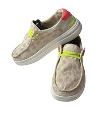 Hey Dude Wendy Rise Leopard Neon Beige Size 6