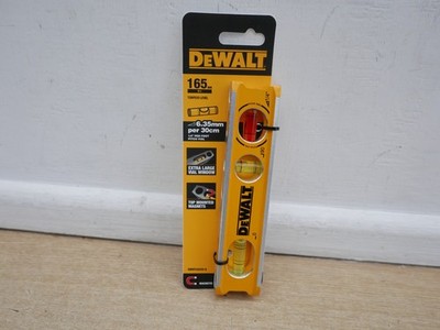 DeWALT DWHT42525-0 165 MM TORPEDOKNÜPPEL WASSERWAAGE