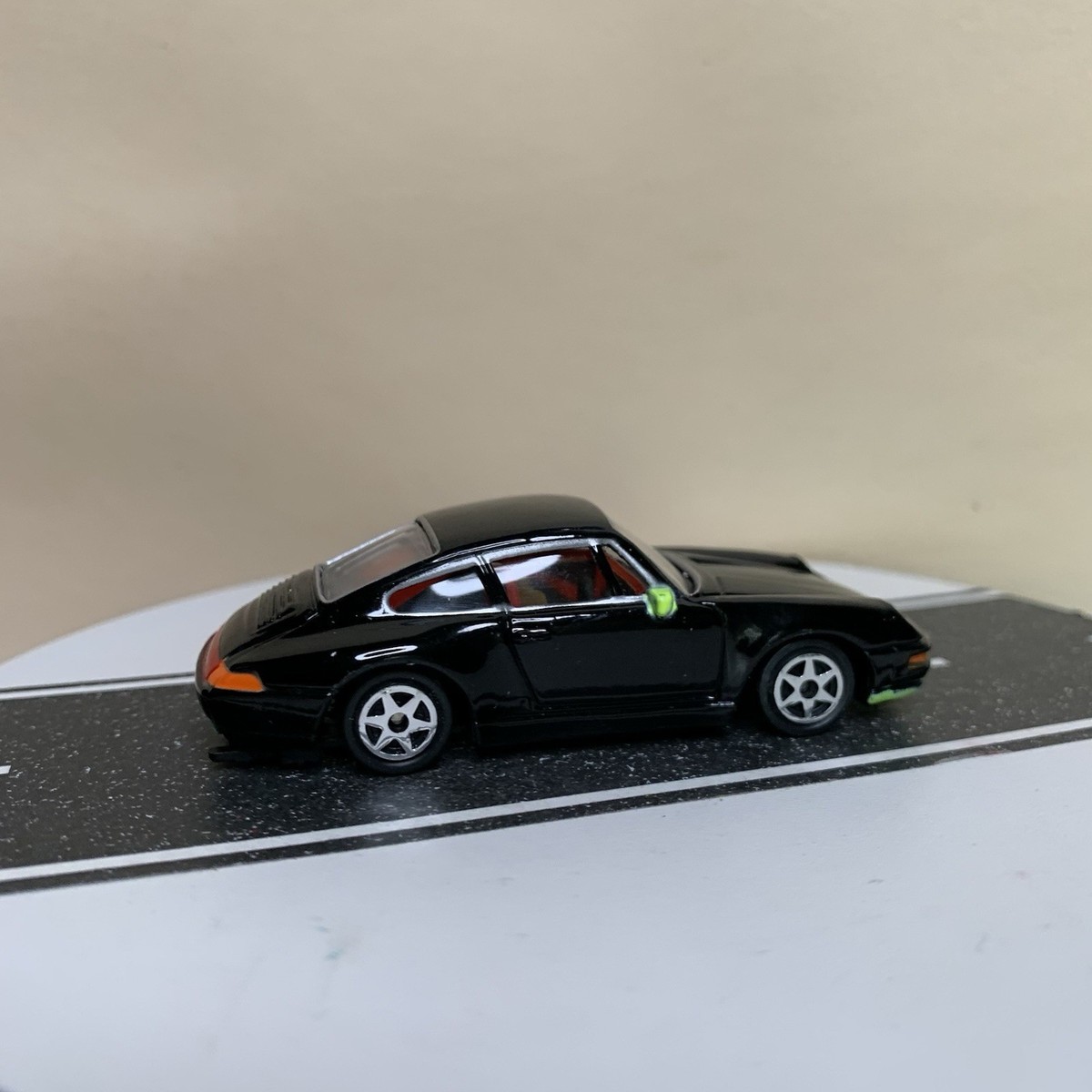 ホビーラジコン REALDRIVE PORSCHE 911 Carrera 1/16 R/C 1:16 Porsche 911 Sport Classic RASTAR | Ramizb2b.com