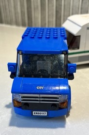LEGO CITY VAN AND CARAVAN 60117 Complete Set (no Box or Instructions)