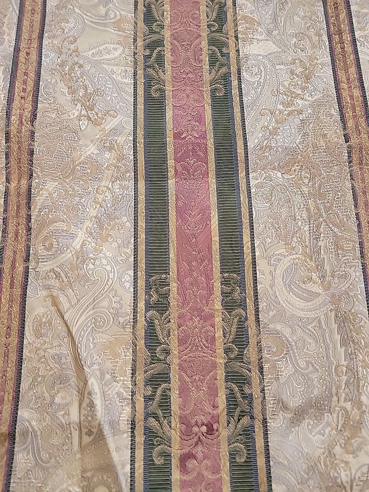 CROSCILL CASA ADOSADA VERDE ORO BORGOÑA RAYAS PANEL FLOR CORTINA 40"X86"  Foto 2 de 4