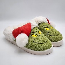American Eagle Grinch Scuff Slipper Women  s SIZE 11 Green NWOT