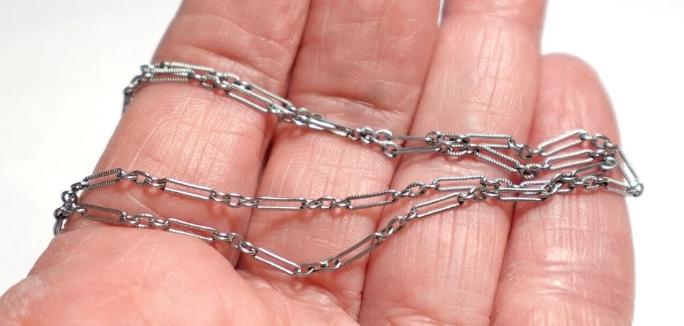 COLLAR CADENA ORO BLANCO RELLENO 2 GRAMOS 18 PULGADAS Foto 2 de 2