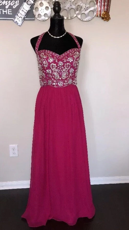 Vestido Halter Fucsia Colección Sean Corpiño Cuentas Talla 10 Baile de graduación - Noche Foto 4 de 4