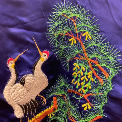 Vtg Silk Asian Embroidered Hand Kimono Robe birds Flowers Cranes Storks - Picture 4 of 18