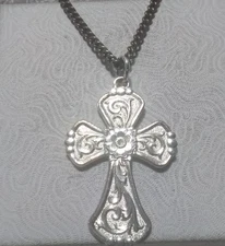 Montana Silversmiths Silver Fully Engraved Cross Center Flower Silver Chain