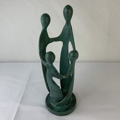 Family Circle Of 4 Holding Hands Wrought Iron Cast Metal Sculpture Figurine