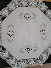 2 x Vintage Tablecentres Mats Maltese And Madeira 16 & 22 Diameter