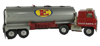 Vintage ERTL Internat'l Transtar Semi TankerBig Rig Toy 70's Diecast 1:32 scale