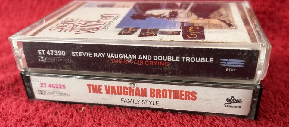 Stevie Ray Vaughan 2 Cassette Tapes Lot The Sky Is Crying  & Family Style - Image 2 of 4