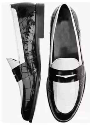 Handmade Leather Black & White Alligator Texture Slip On  display picture 3