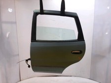 Porte arrière et accessoires Nissan TINO