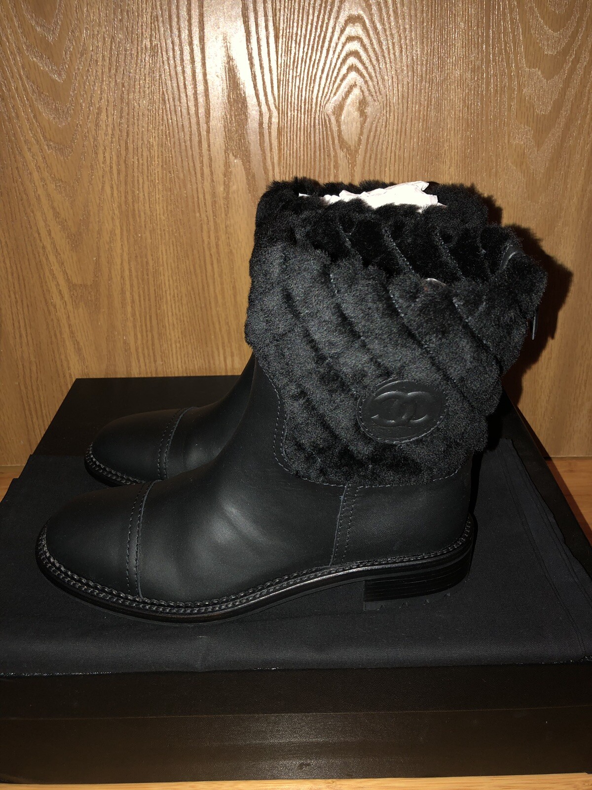 AUTH Chanel Black Quilted Shearling Trim CC Logo Short Leather Boots Shoes 39.5 image 6