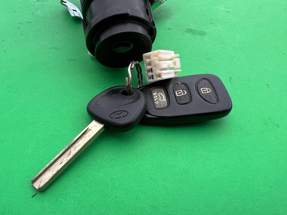 Interruptor de encendido de dirección Hyundai Veloster 2012-2017 bloqueo con llave e inmovilizador OEM Foto 2 de 4