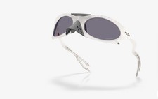 NEW Oakley PLANTARIS Matte Vapor White PRIZM Grey Lens Sunglass 9437-06