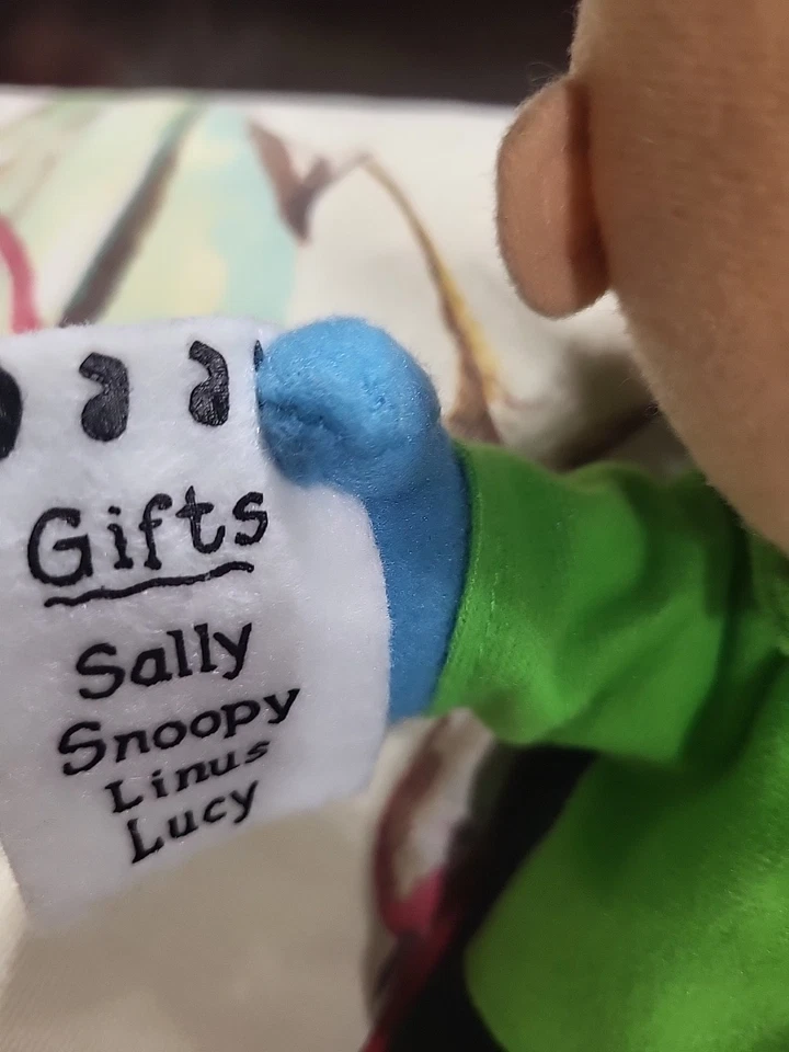 2010 Hallmark Peanuts Talking Charlie Brown Plush Picking the Perfect Gift 11” - Image 2 of 4