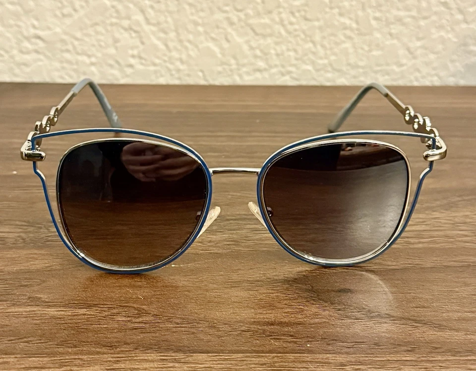 Gafas de sol Guess para mujer azules y plateadas GF0343 10B Foto 4 de 4