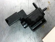 Vacuum Switch For 09-12 Volkswagen CC  2.0