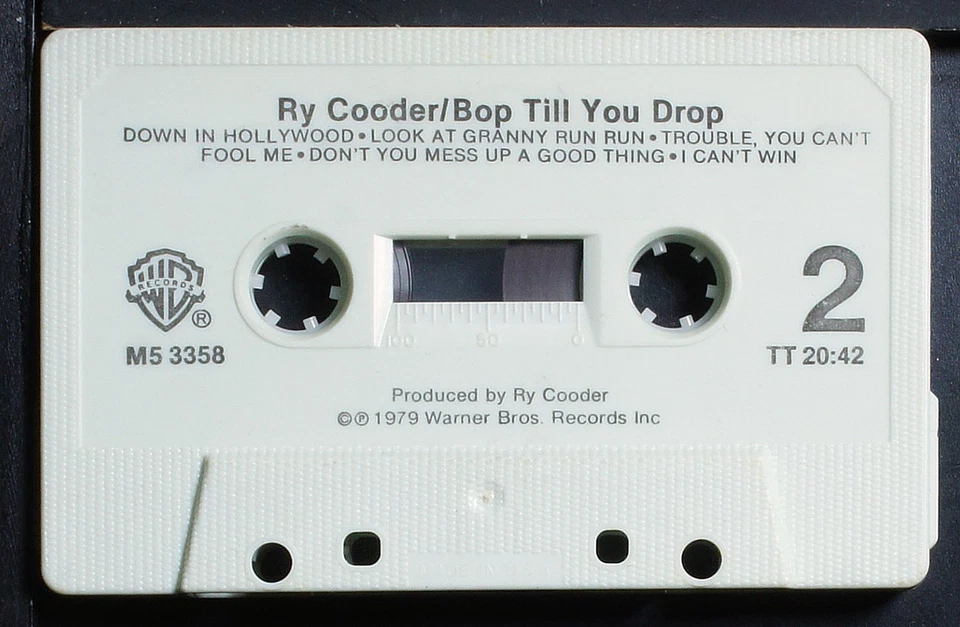 Ry Cooder - Bop Till You Drop - MC Cassette [NH28045] USA - Image 4 of 4
